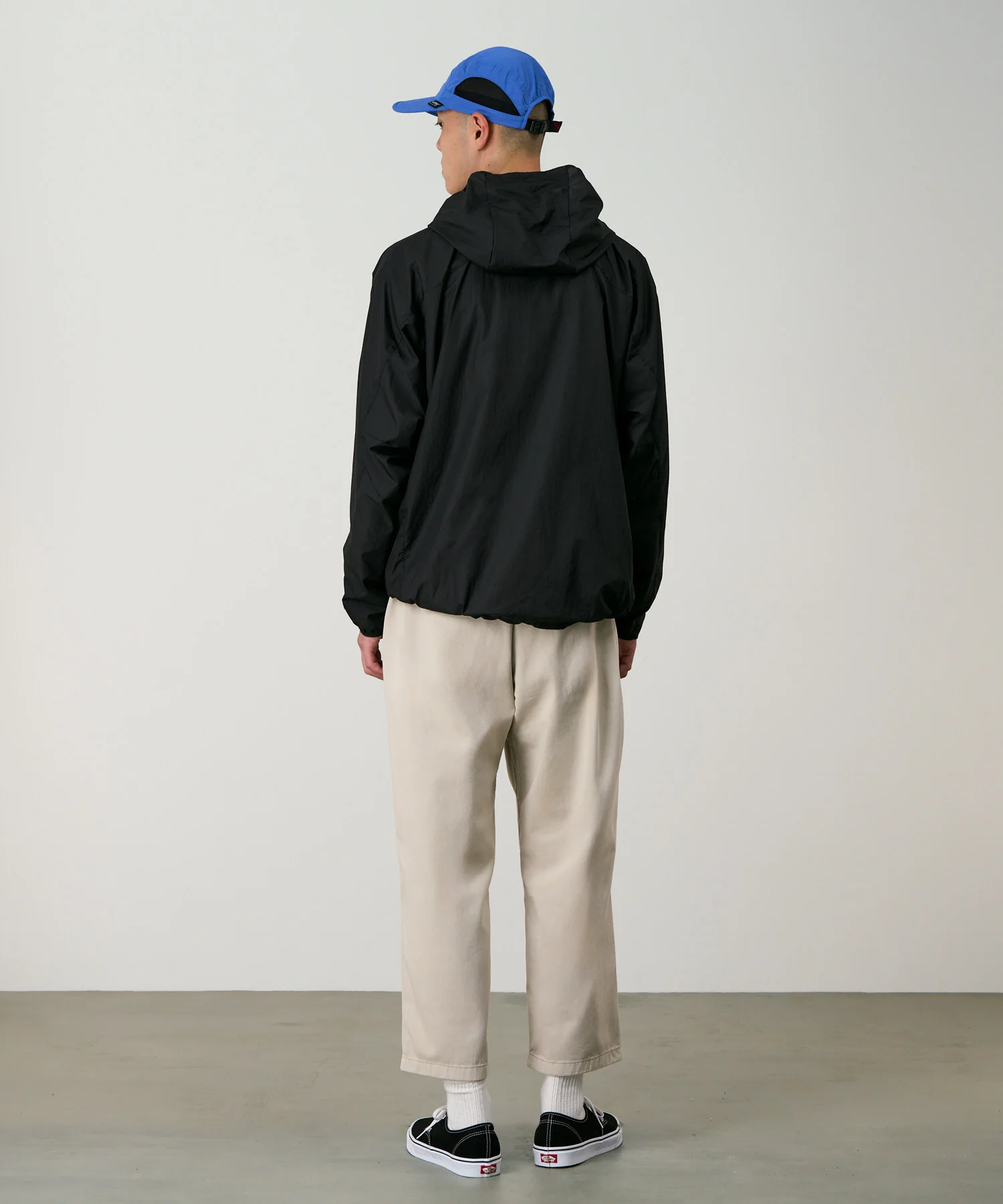 Flyweight Hooded Jacket - Black - Image 4