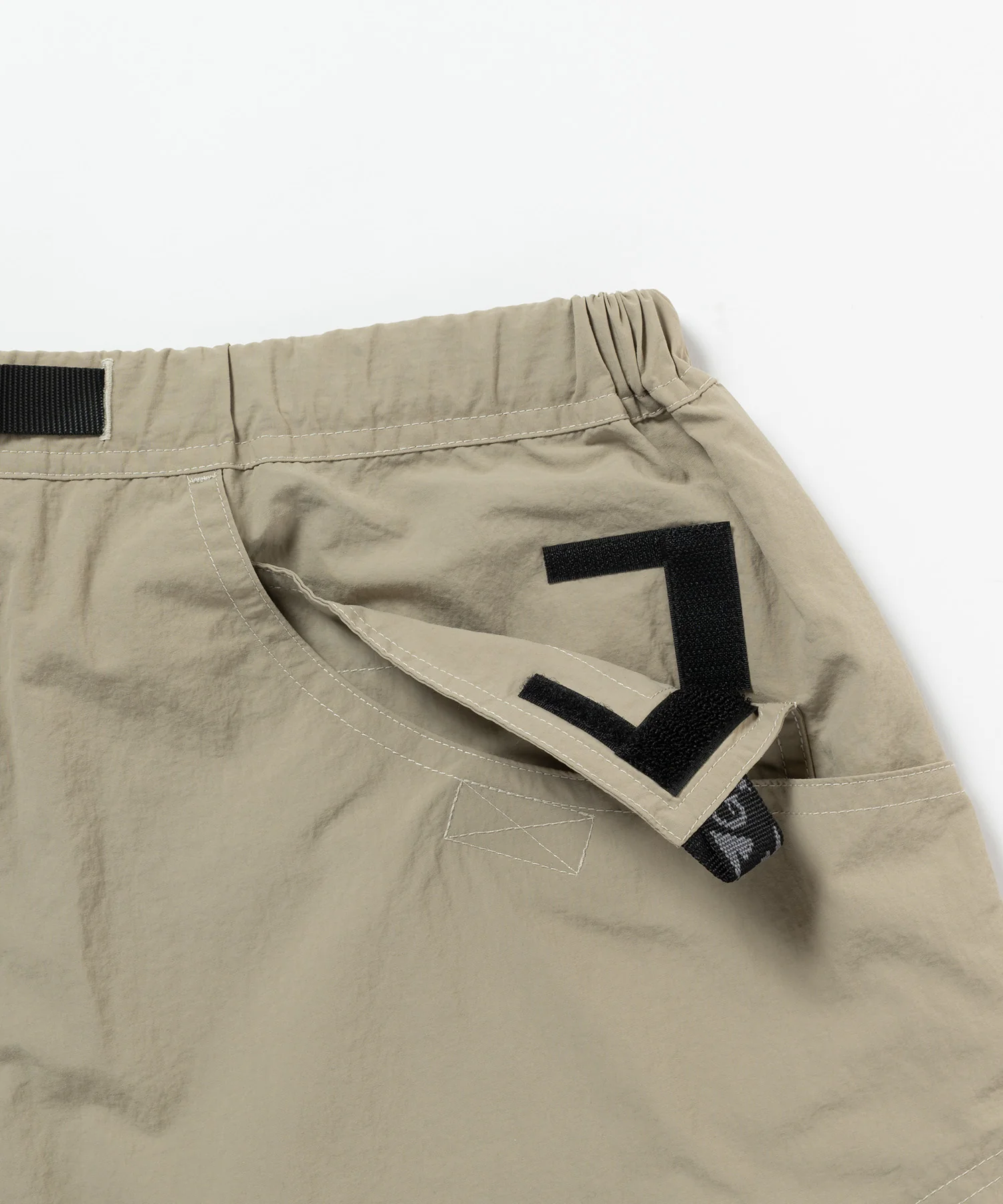 Nylon Cliff Short - Milk Tea - Image 4
