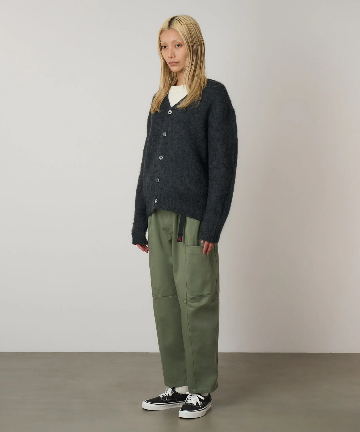 W's Voyager Pant - Sage - Image 3